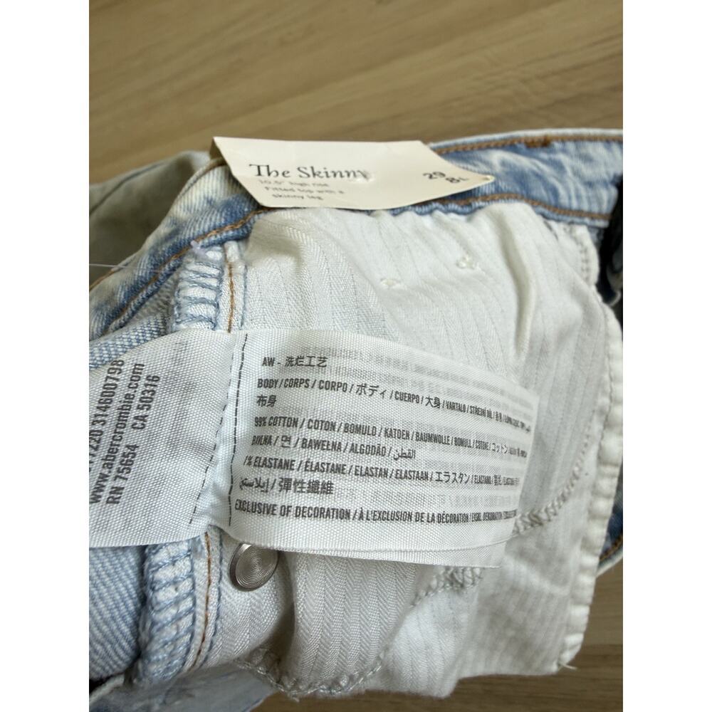 NWT Abercrombie & Fitch Skinny High Rise Split Vent Hem Jean Womens Size 29/8L - Picture 6 of 11